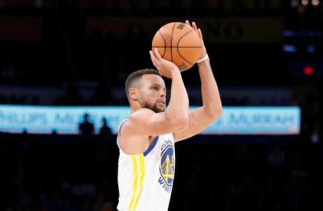 kaiyun-【观察】新赛季勇士起飞 靠的不只是无所不能的库里