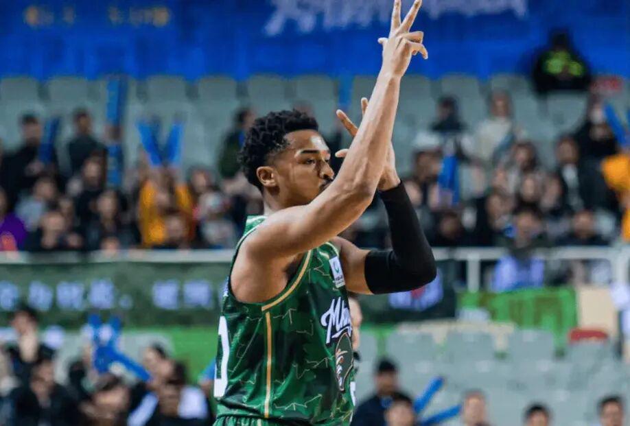 开云中国官方网站-赵继伟赛季首秀完美，CBA又来超级外援！