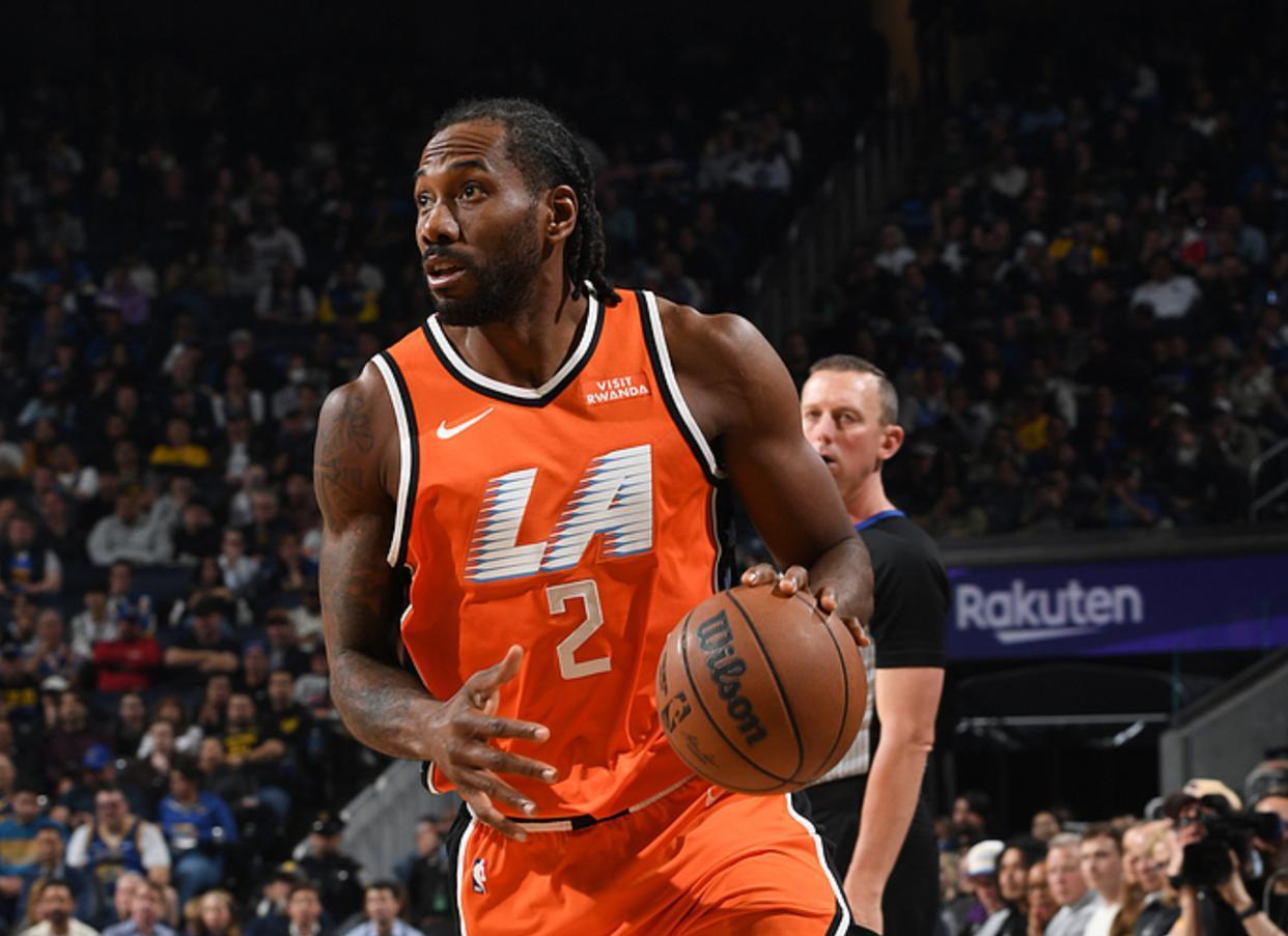 开云-首发出场，5中1得4分，正负值-18，全队最低！勇士还是迷之自信啊