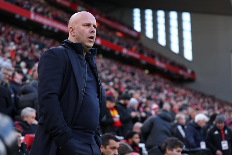 kaiyun-利物浦1-1热刺“送温暖”：斯洛特迷之战术，索博都看不下去了